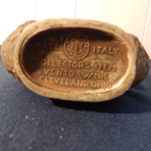 Vintage Vento Wine Collectible Bottle - 1960's  -- ITEM #38 - Picture 3 of 3